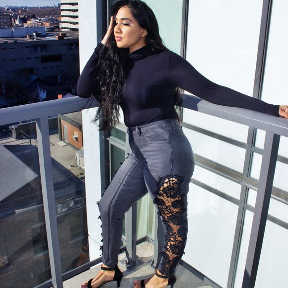 Black lace jeans - Picture 1 of 1